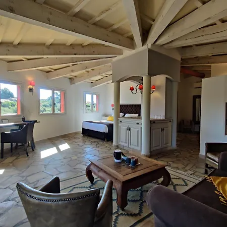 Le Roc E Fiori - Les Collectionneurs Hotel 4*