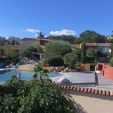 ホテル Le Roc E Fiori - Teritoria 4*