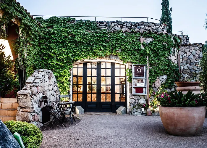 Hotel Le Roc E Fiori - Teritoria Porto Vecchio