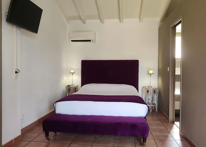 Hotell Le Roc E Fiori - Teritoria